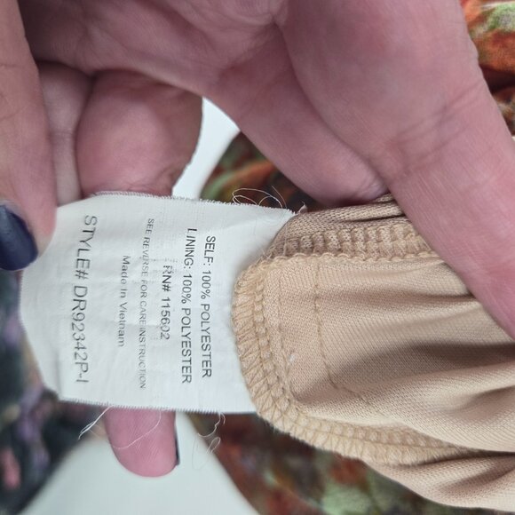 Lush Red Floral Scoop Neck Open Back Lined Hi-Lo Dress Large - Picture 6 of 9